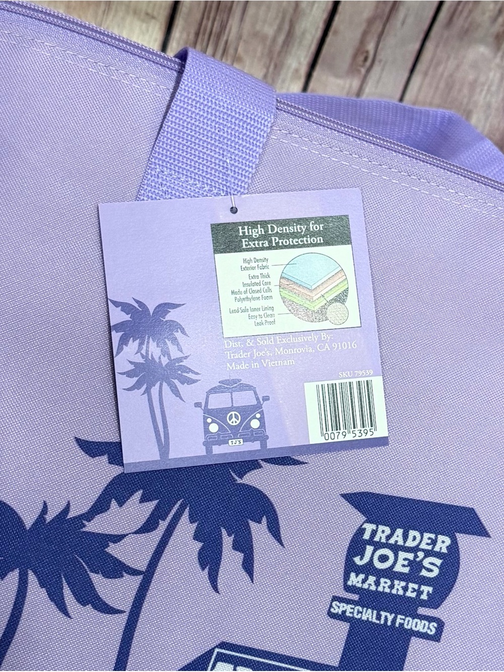 NEW WITH TAGS - Trader Joe's Large Reusable Insulated Bag Lavender PURPLE - Picture 3 of 6